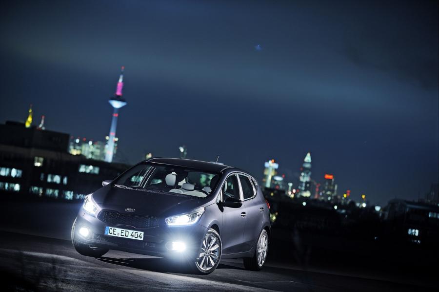  Kia cee&rsquo;d 2012 года  (фото 15 из 72)